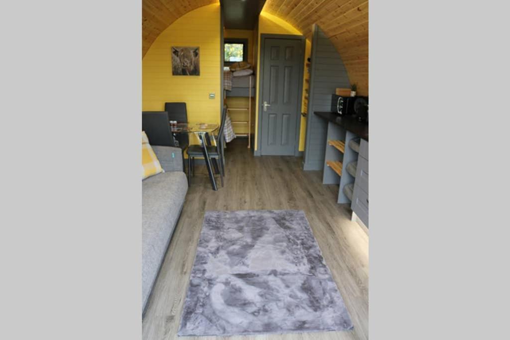 Glampods Glamping Pod - Meet Highland Cows And Sheep Elgin Villa Exteriör bild